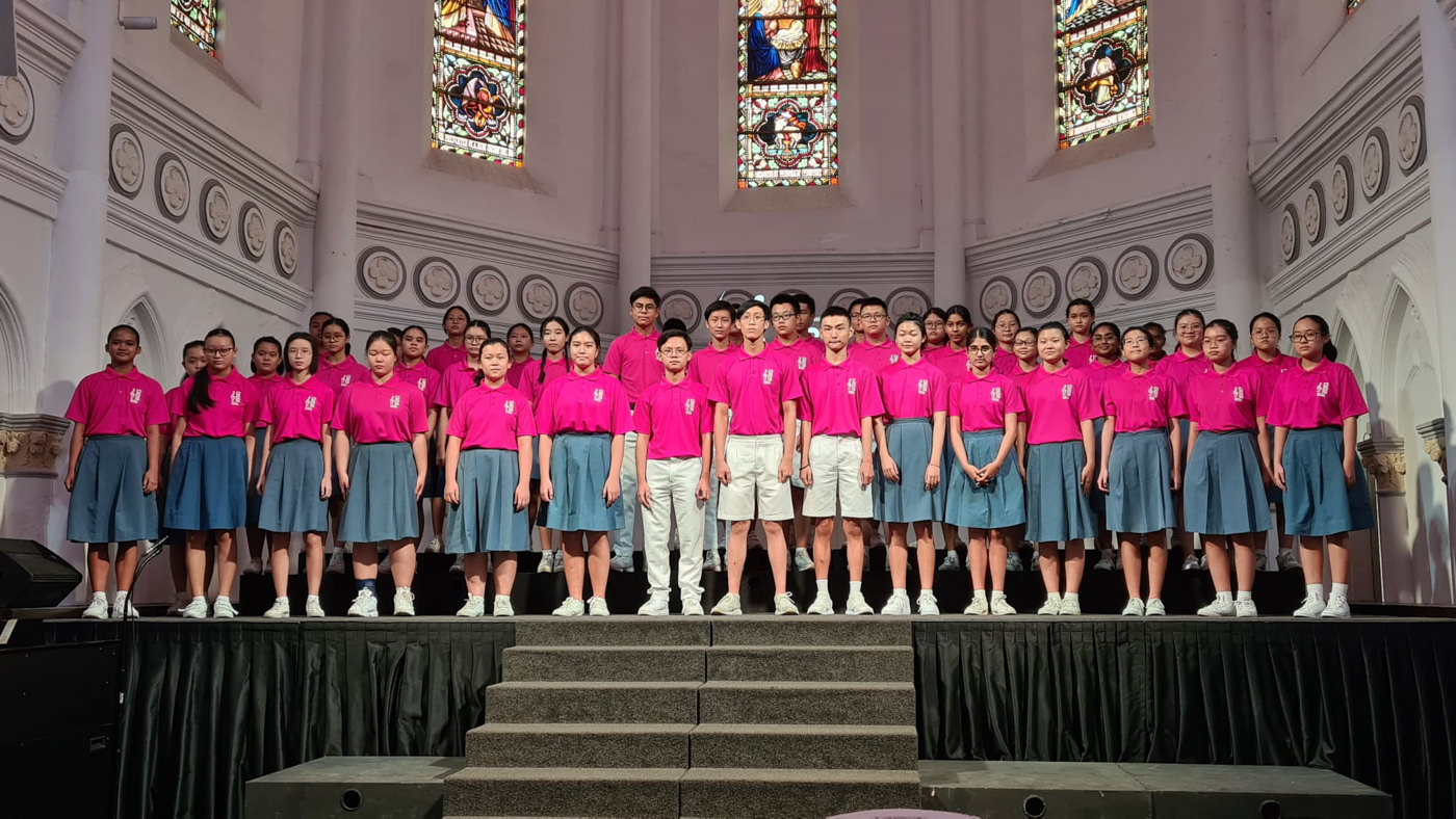 Performing at Voices of Singapore Festival 2022 at CHIJMES